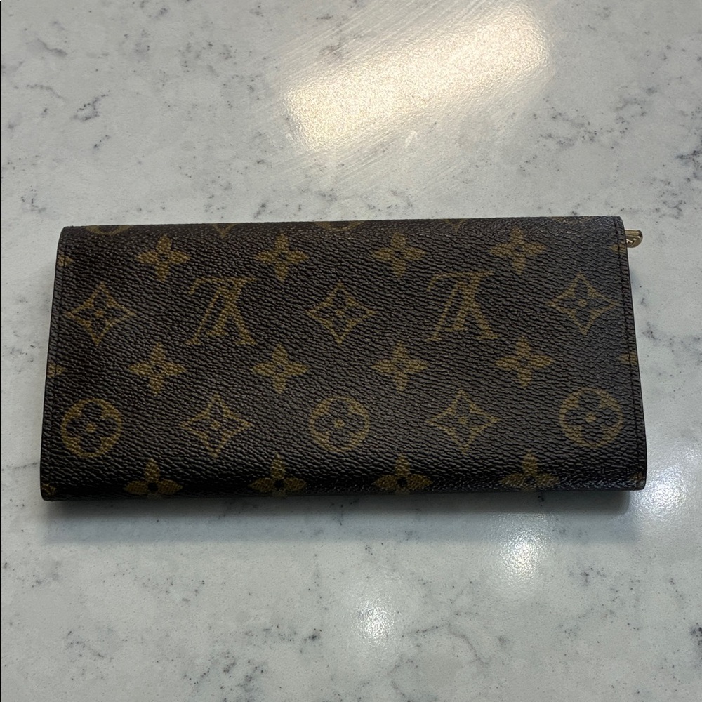 Louis Vuitton Dark Brown Monogram Sarah Wallet - Picture 2 of 7